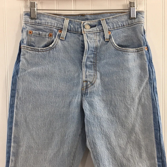 3/$20 Levi’s 501 Skinny Mom Jeans Womens 25x28 Light Wash Button Fly Premium - Picture 3 of 16